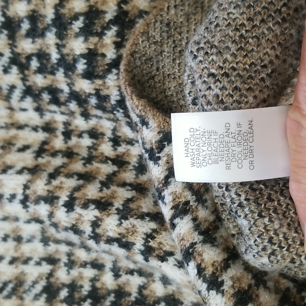 J. Jill Black and Cream Houndstooth Button Down Cardigan - Picture 9 of 10